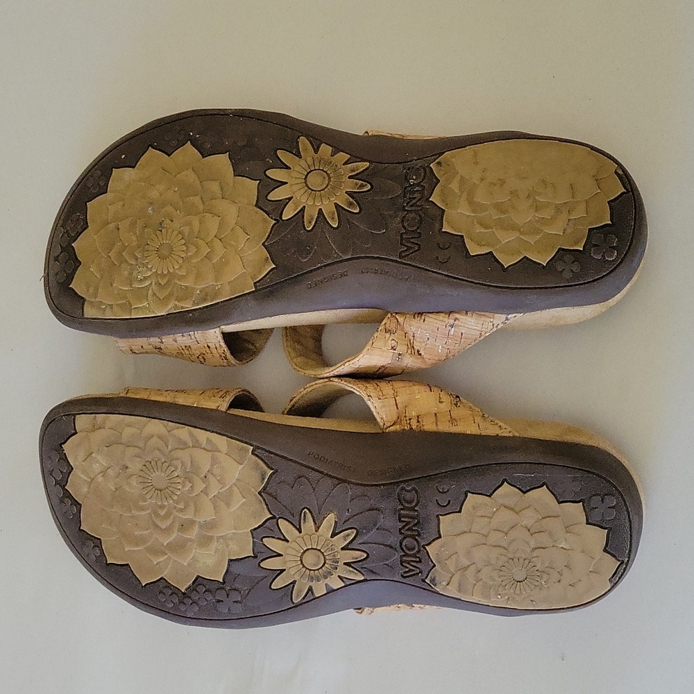 Vionic Cork Design Sandals - Picture 2 of 3